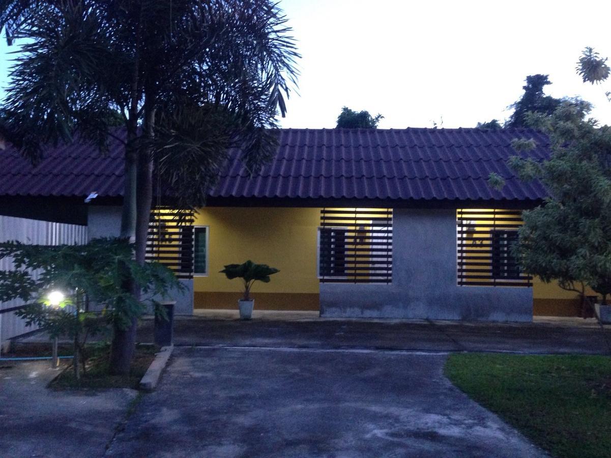 Rada Phan Ban Pa Ruak Esterno foto
