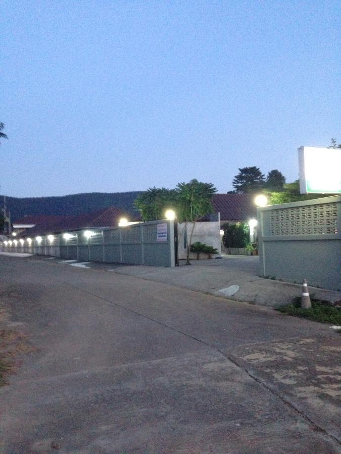 Rada Phan Ban Pa Ruak Esterno foto